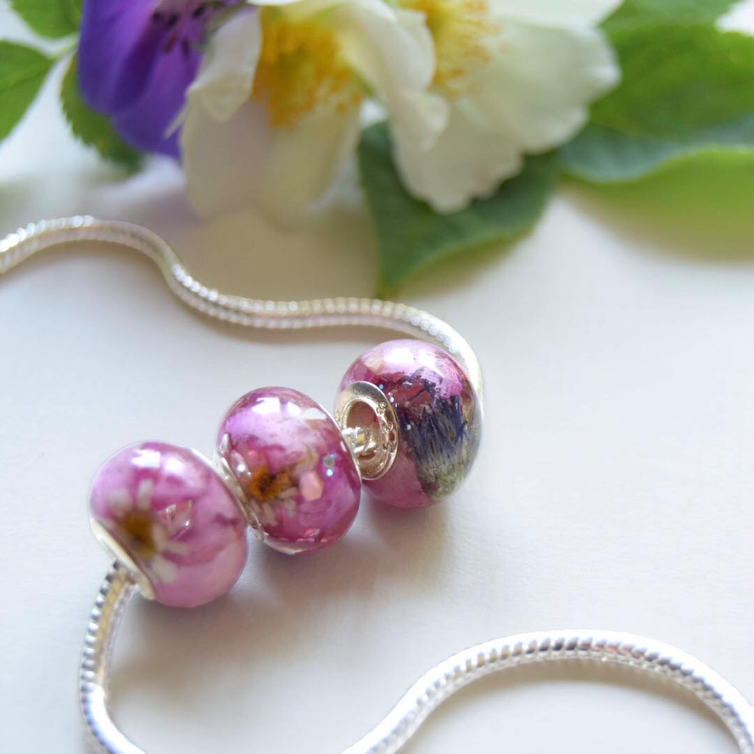 Preserved pink petal resin beads